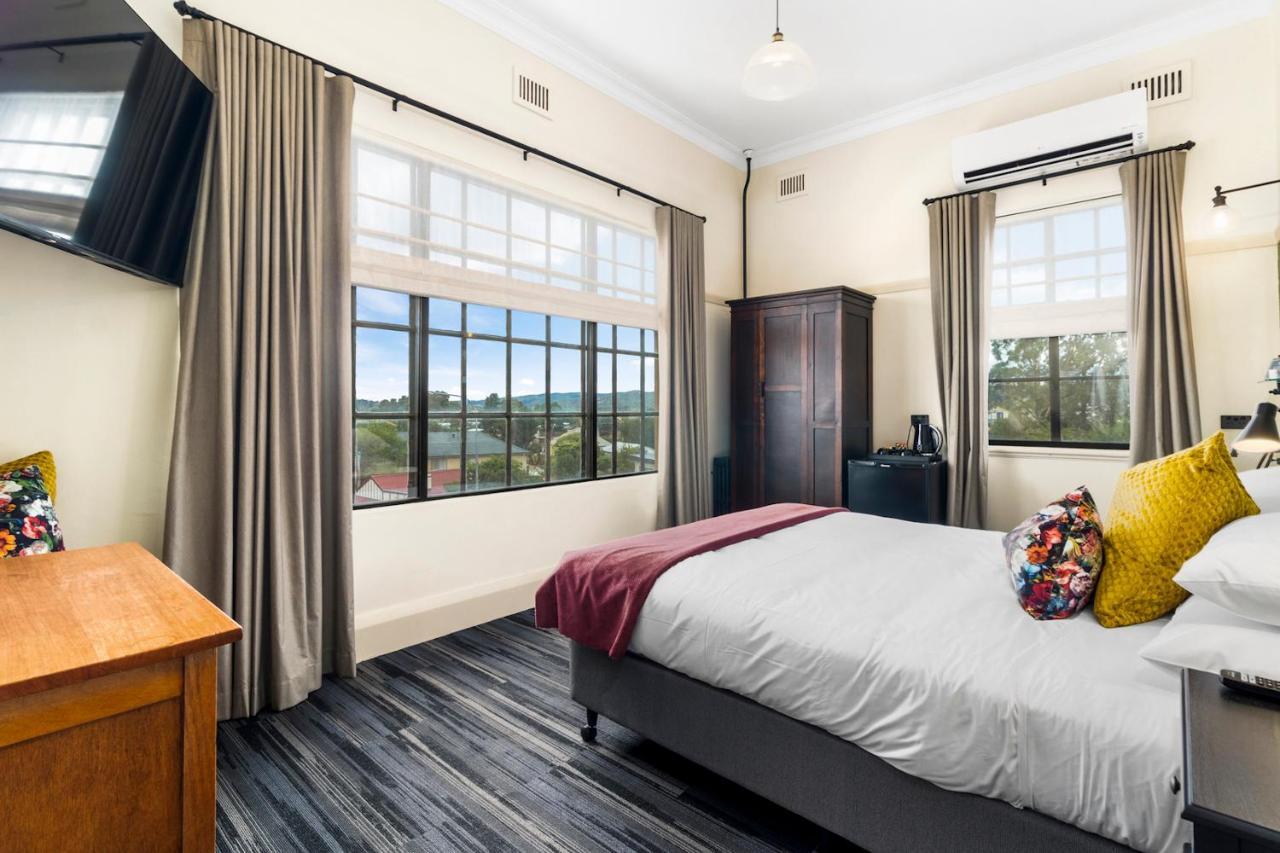 Hotel Queanbeyan Canberra Экстерьер фото