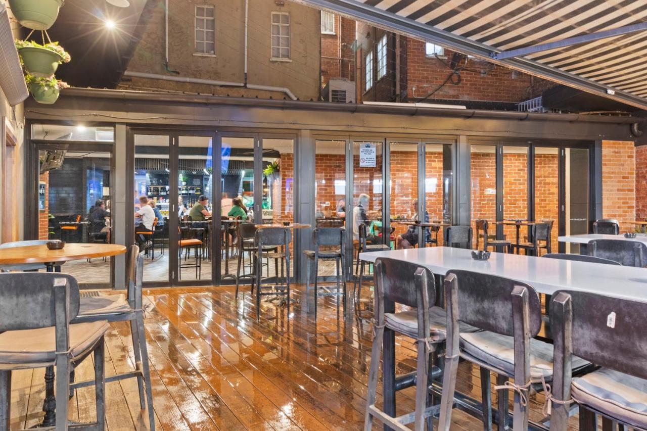 Hotel Queanbeyan Canberra Экстерьер фото