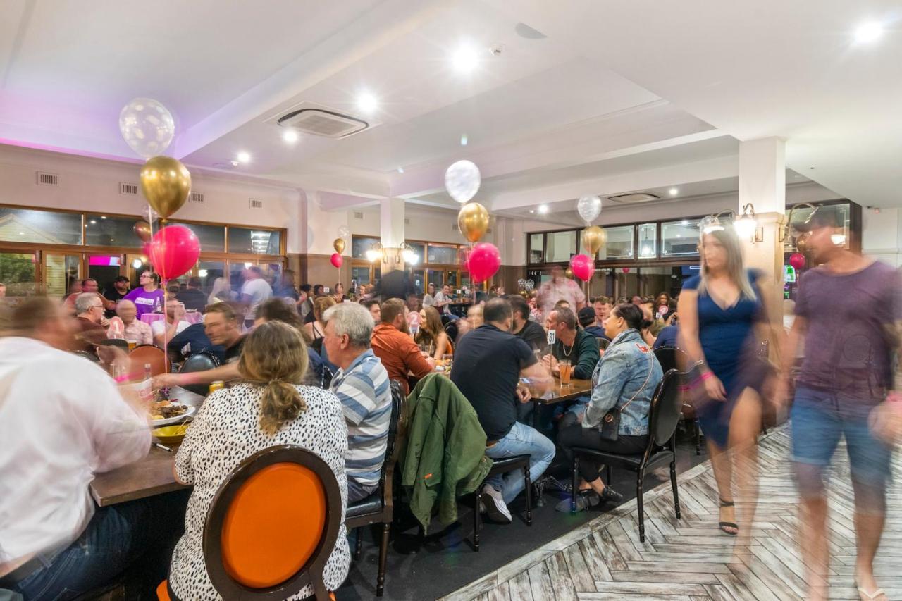 Hotel Queanbeyan Canberra Экстерьер фото